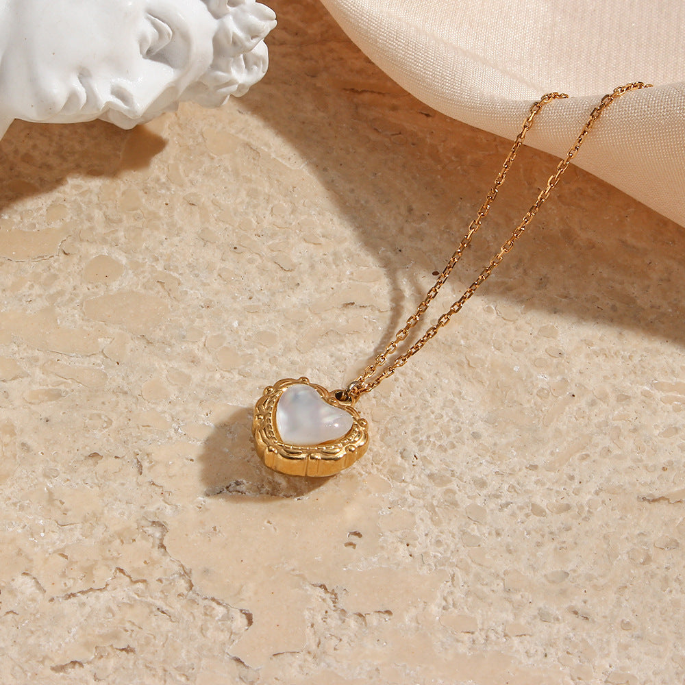 Vintage Shell Love Necklace